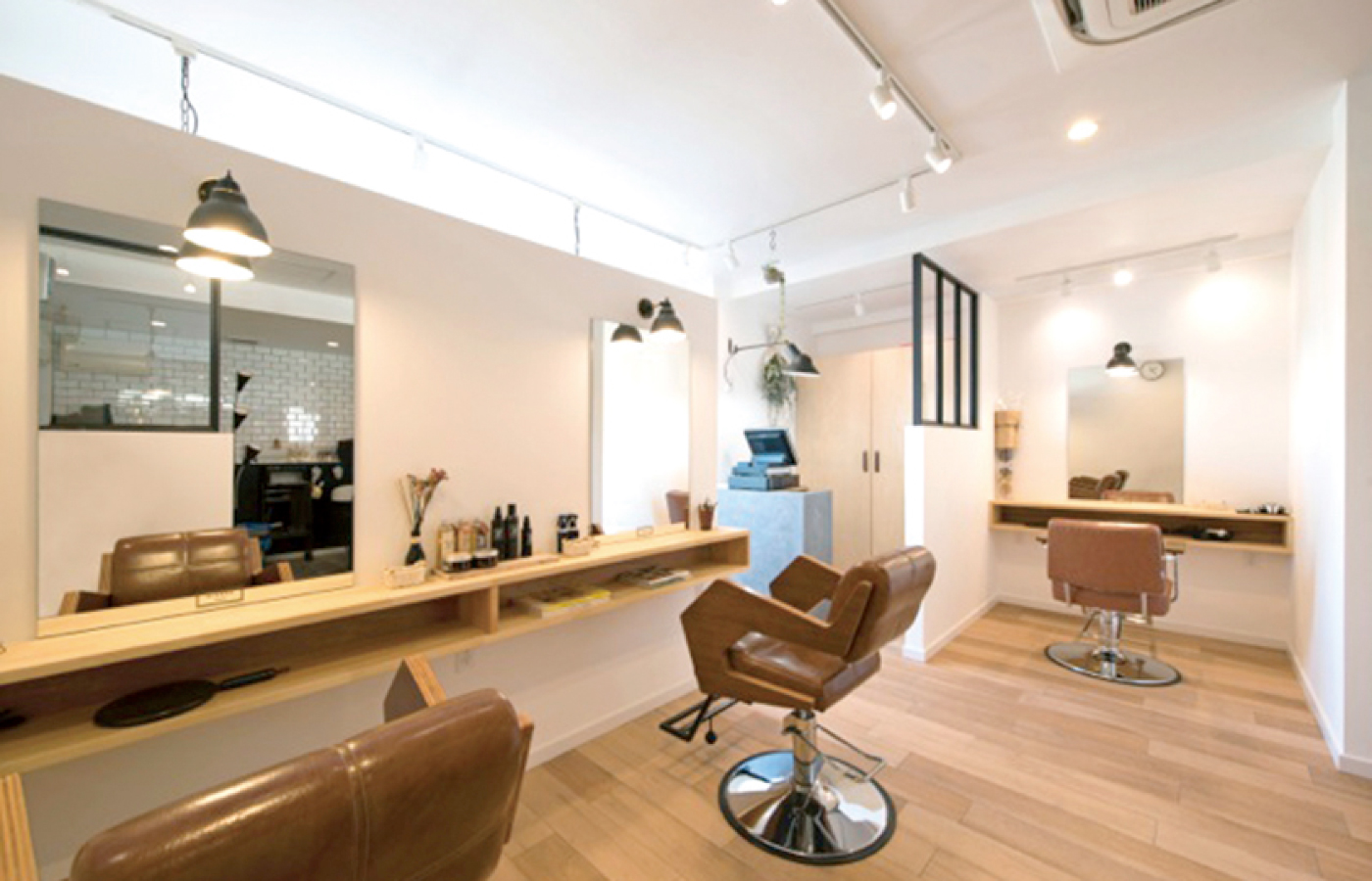 MIRROR hair salon（ミラー ヘアサロン）